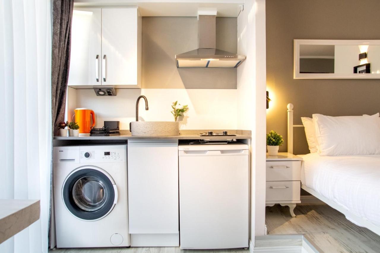 Appartamento Invigorating Studio Flat Near Kordon In Alsancak Smirne Esterno foto